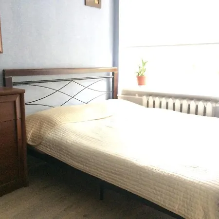 2-kh Kom-ia Kvartira V Tsentre Odessy Apartment